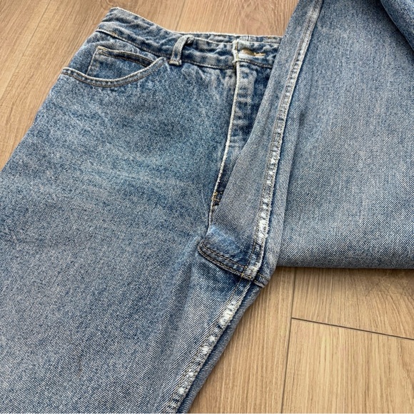 GUESS Vintage Blue Jeans - Picture 9 of 13